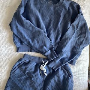 Aerie sweatshirt and shorts set